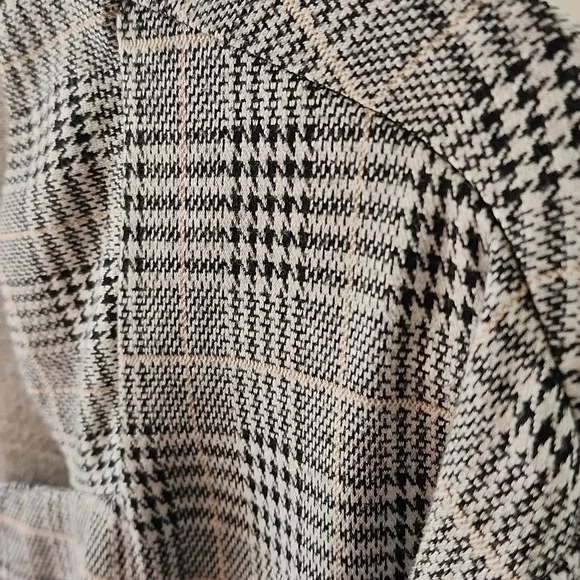 EXPRESS women's houndstooth blazer - Picture 4 of 6
